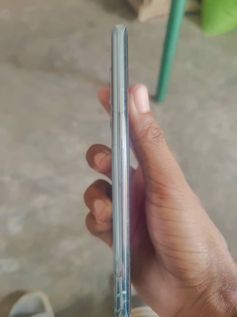 One Plus 9 4
