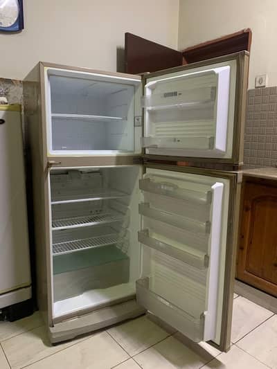 Dawlance  refrigerator