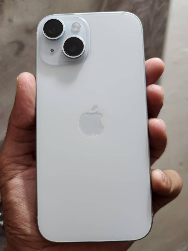 Apple iPhone 15 6