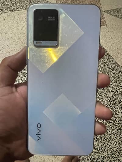 Vivo Y21