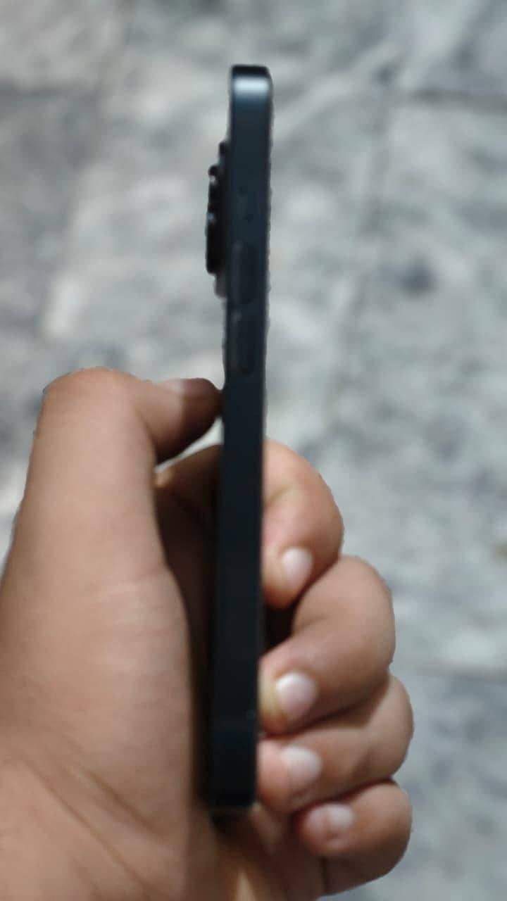 Apple iPhone 14 2