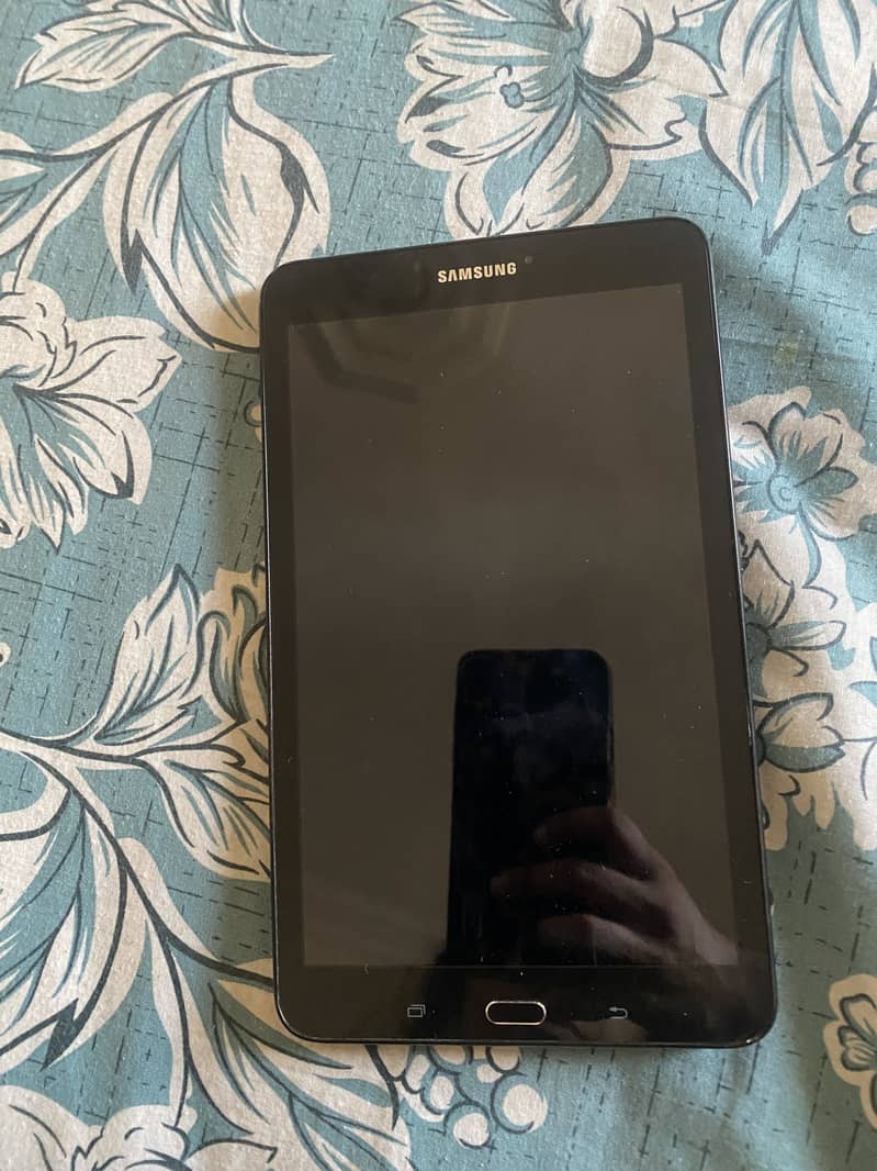 Samsung tablet 1