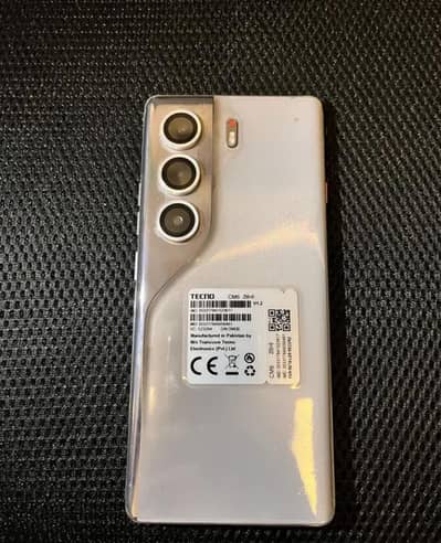 Tecno CAMON 40 Pro