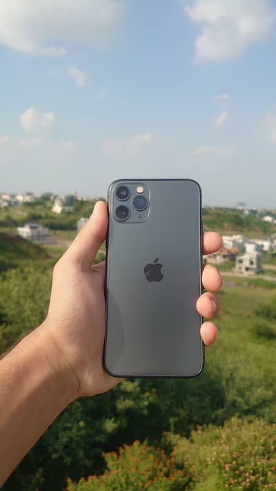 Apple iPhone 11 Pro 64 gb factory unlock