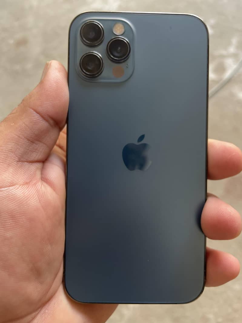 Apple iPhone 12 Pro 2