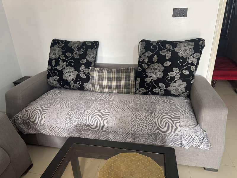 Sofa set five seater 0