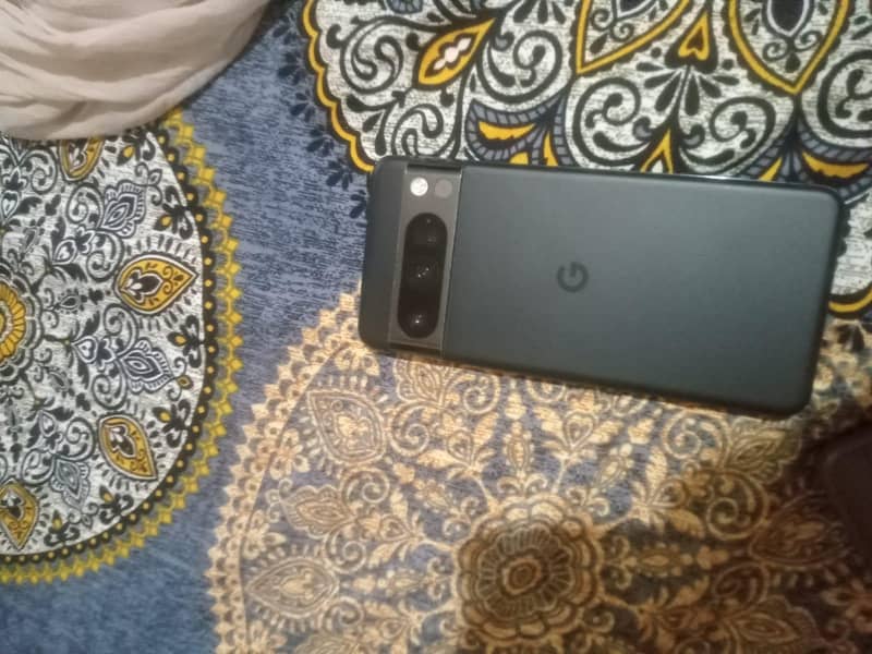 Google Pixel 8 Pro 1