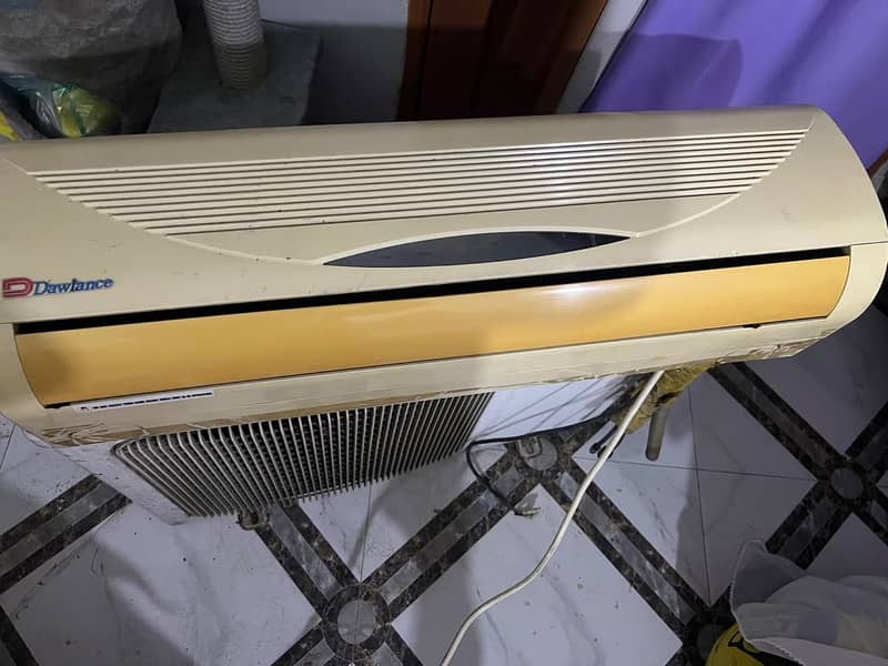 Dawlance split AC Air conditioner 3