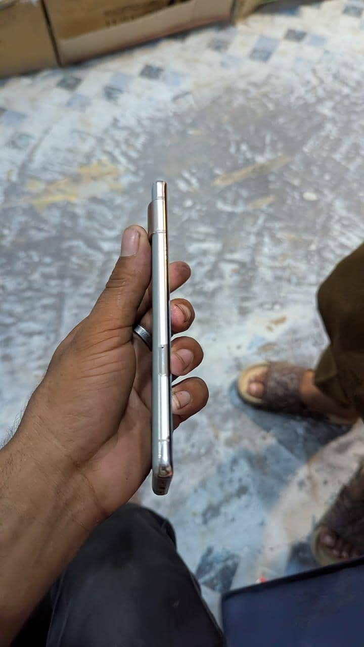 Google Pixel 7 Pro 4
