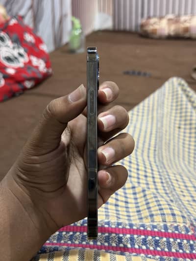 iPhone 12 Pro 256gb water pack
