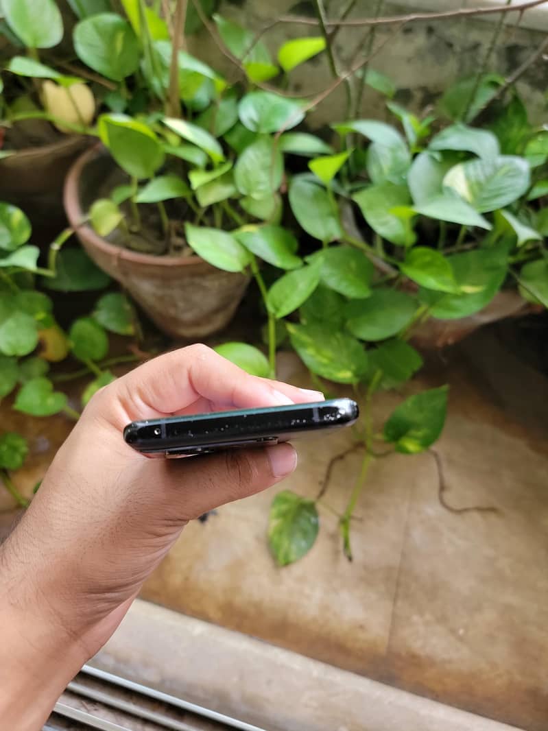 One Plus 10 Pro 5