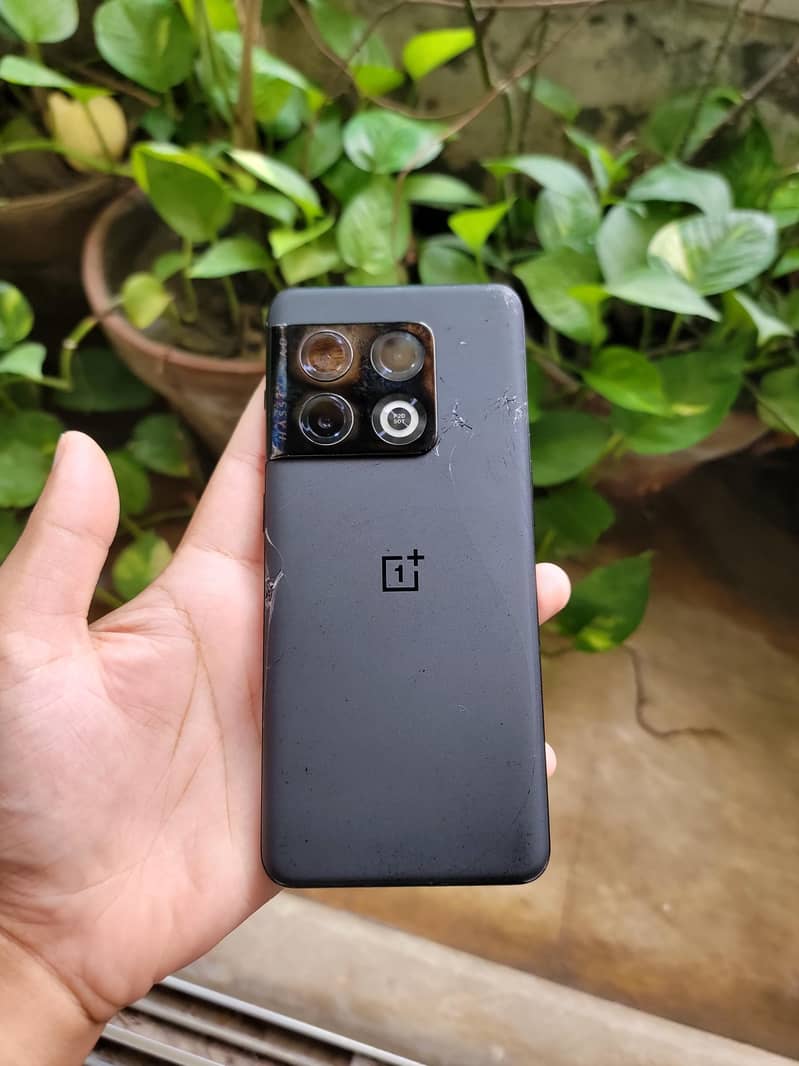 One Plus 10 Pro 7