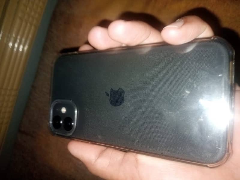 Apple iPhone 11 2