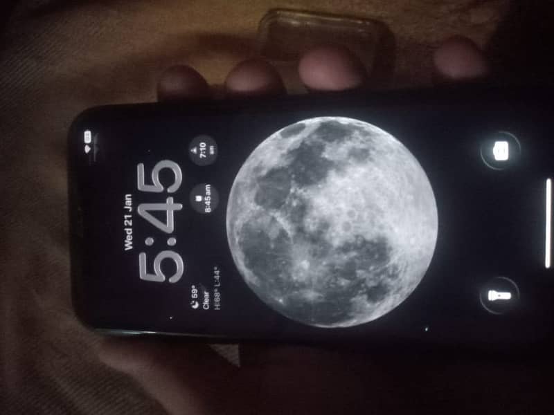 Apple iPhone 11 5