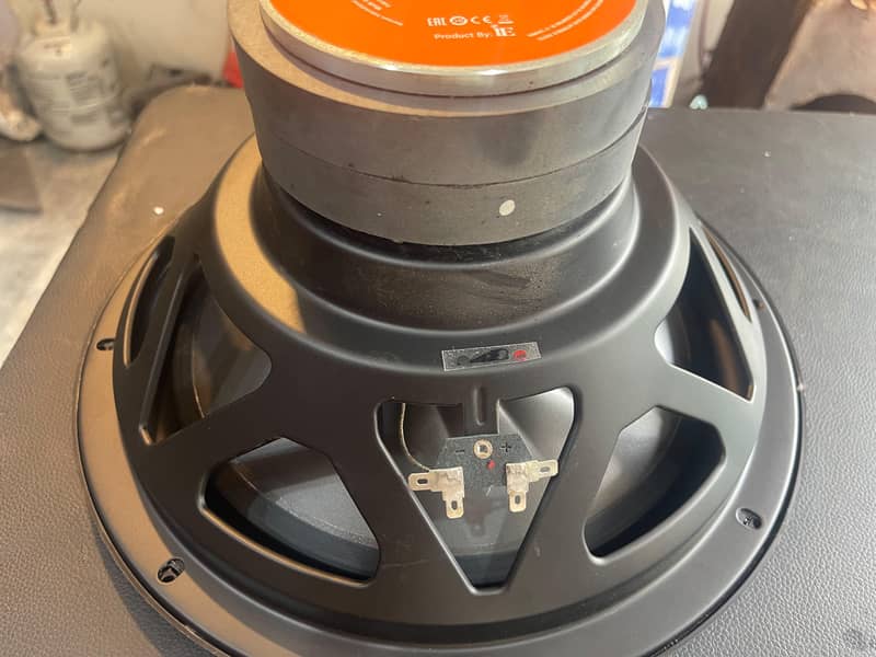 subwoofer 0