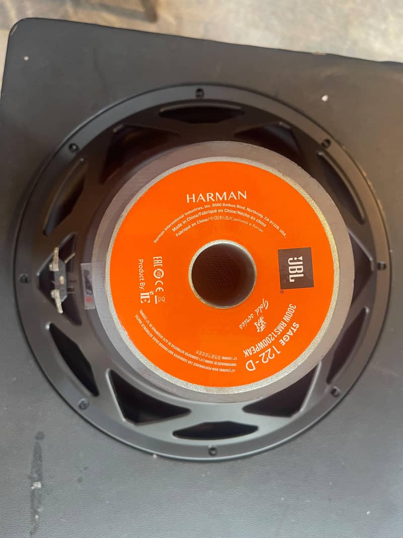 subwoofer 2