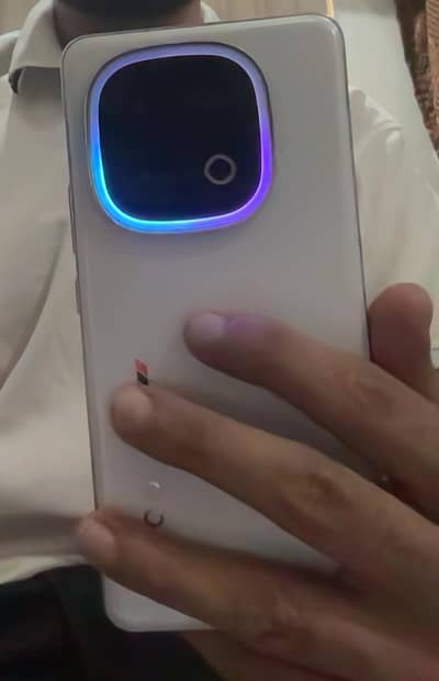 Vivo iQOO 13
