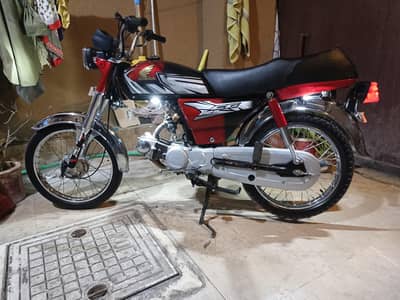 HERO 2013 MODEL 70CC