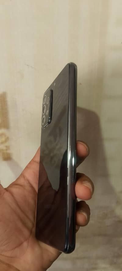 Samsung Mobile A72