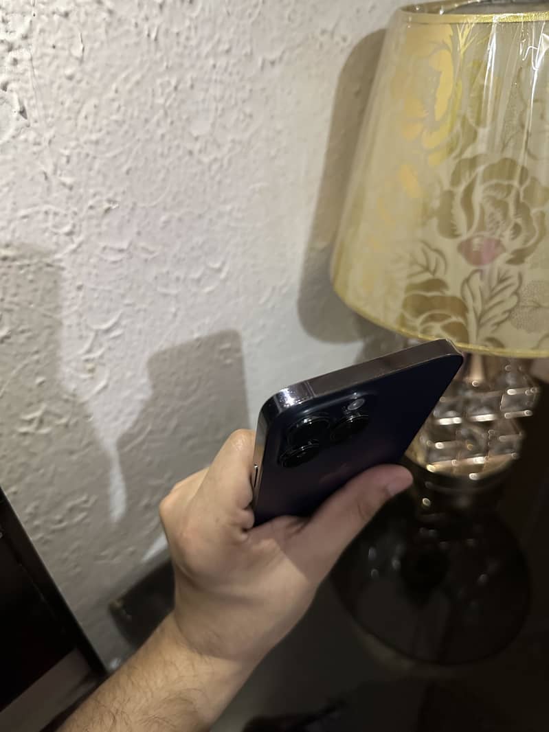 Apple iPhone 14 Pro Max 6