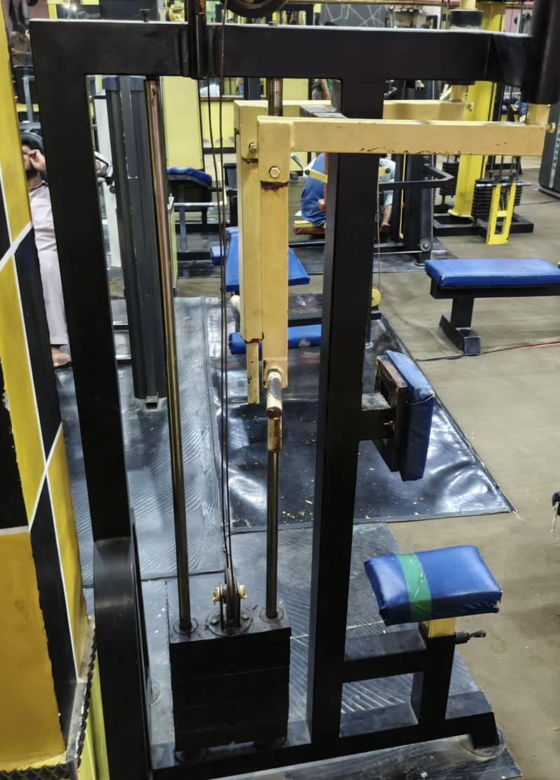 Back and Shoulder Machine 2