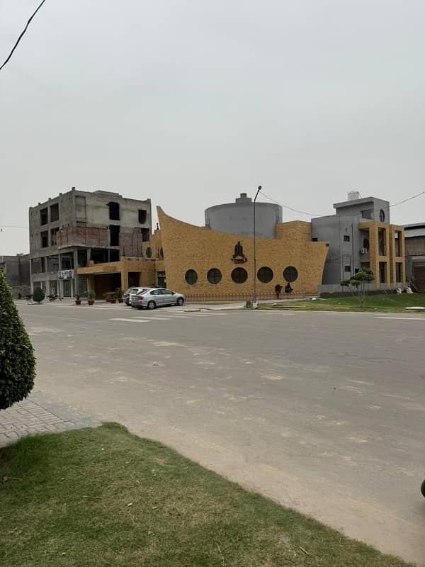 2 Marla Commercial Plot 8