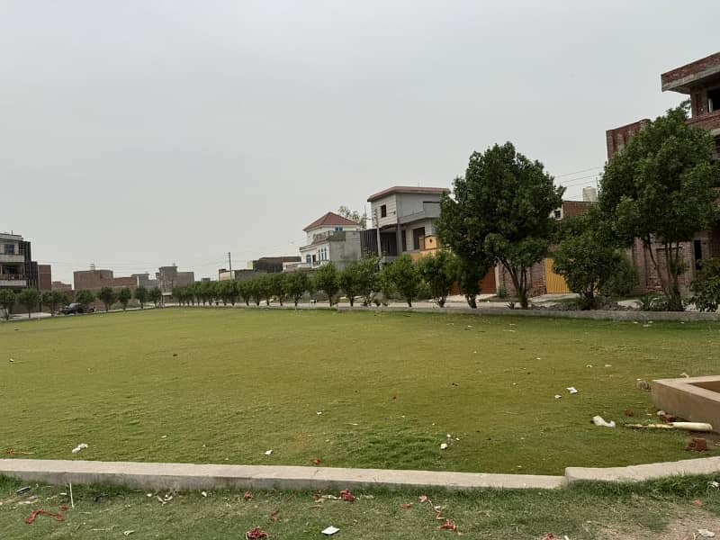 2 Marla Commercial Plot 13
