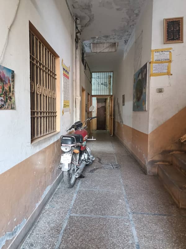 A One Hostel 10