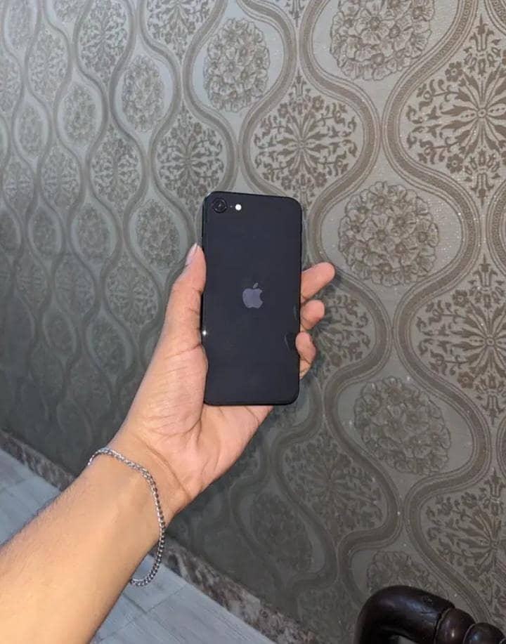 Apple iPhone SE 2