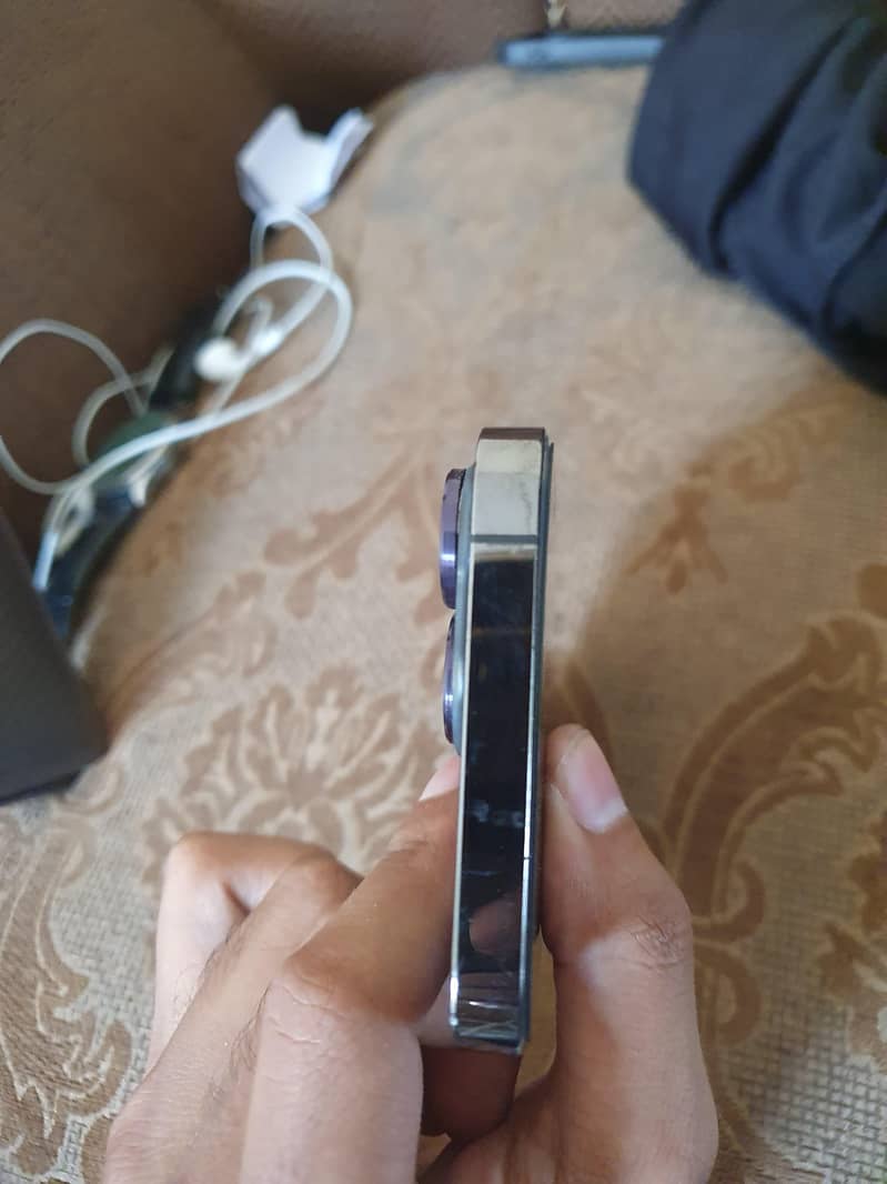 Apple iPhone 13 Pro 3