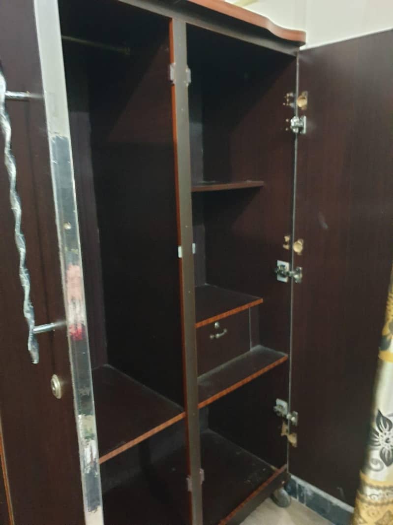 wardrobe 2