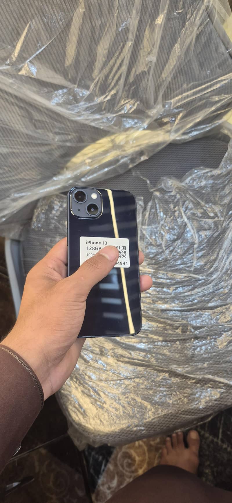 Apple iPhone 13 1
