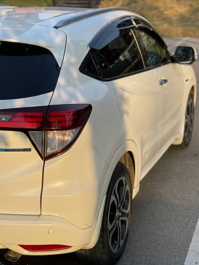 Honda Vezel 2014 Z Sensing For Sale