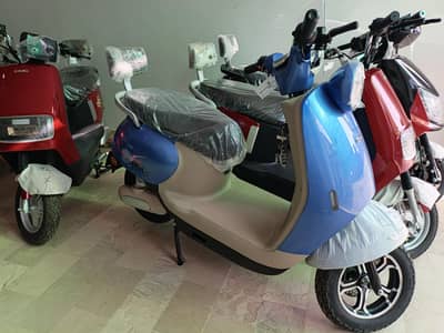 Electric Scooty | T10, Layla, T20 & S Pro | Authorized Dealer CMC E-V