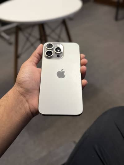 Apple iPhone 15 Pro Max