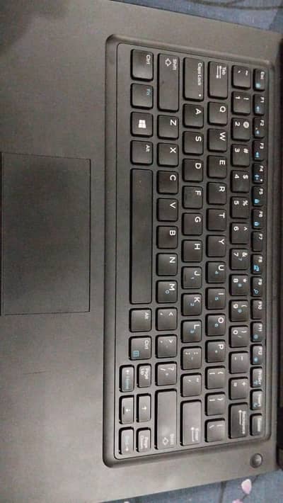 Dell latitude 5491 business laptop with dag and charges