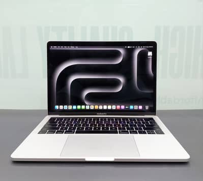 MacBook Pro 13" 2017-Touch Bar | Intel Core i5 | 16GB RAM | 512GB SSD
