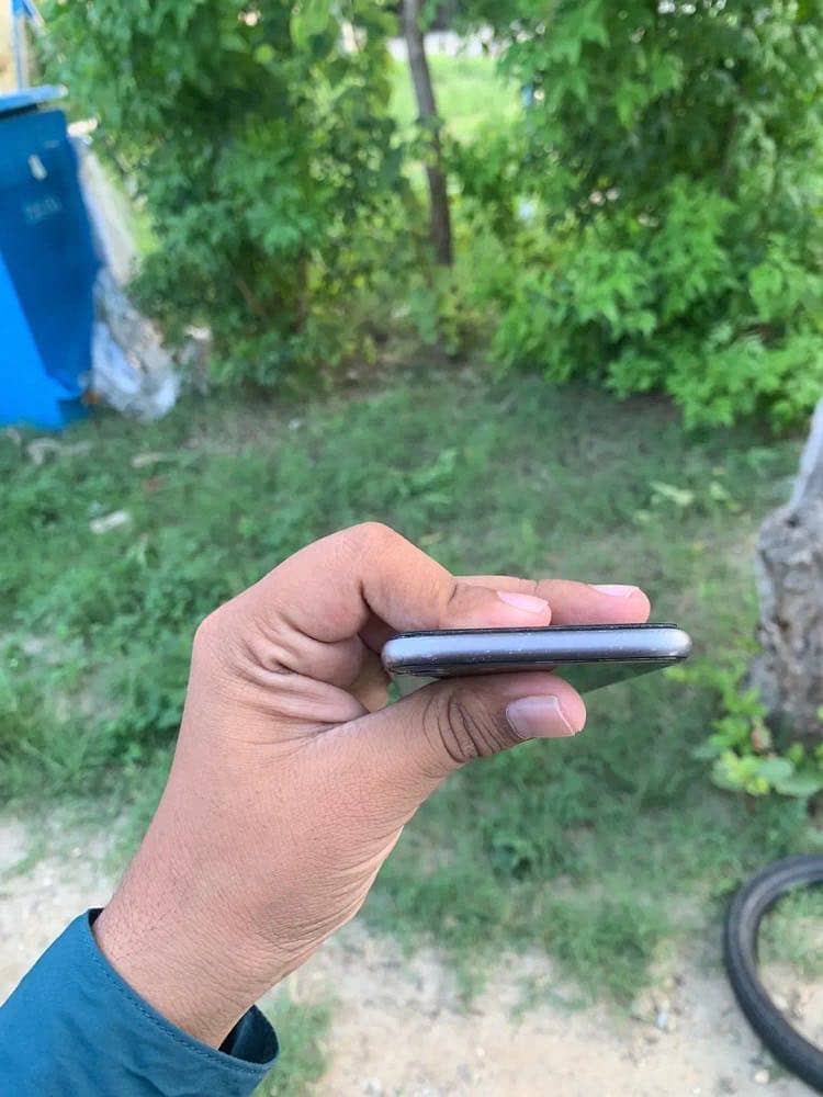Apple iPhone 8 7