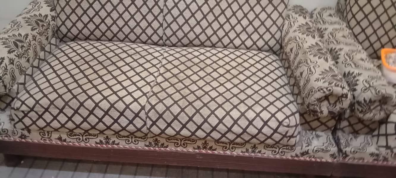 7 saeter sofa set 1