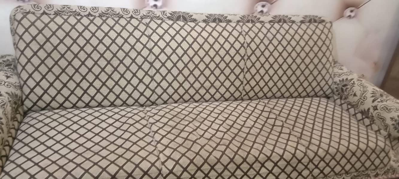 7 saeter sofa set 2