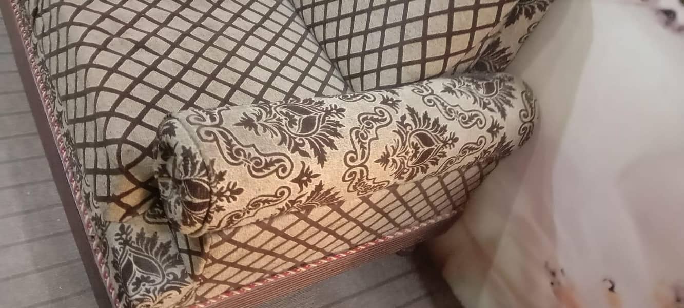 7 saeter sofa set 6