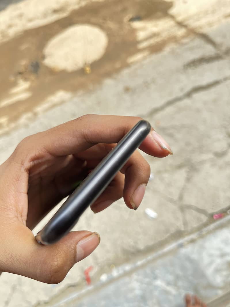 Apple iPhone SE 4