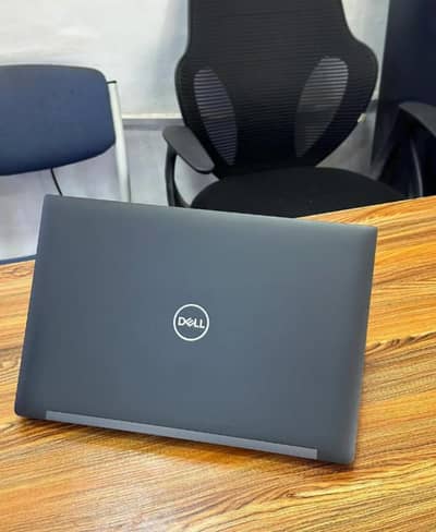 Dell Core i7 6th Generation (Ram 8GB DDR4 + SSD 256GB) Full HD Display
