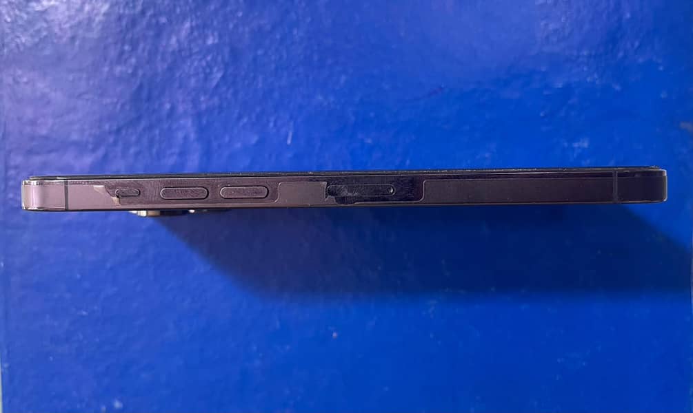 Apple iPhone 14 Pro Max 4