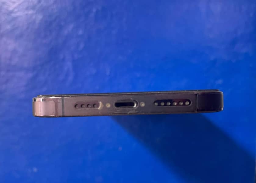 Apple iPhone 14 Pro Max 5