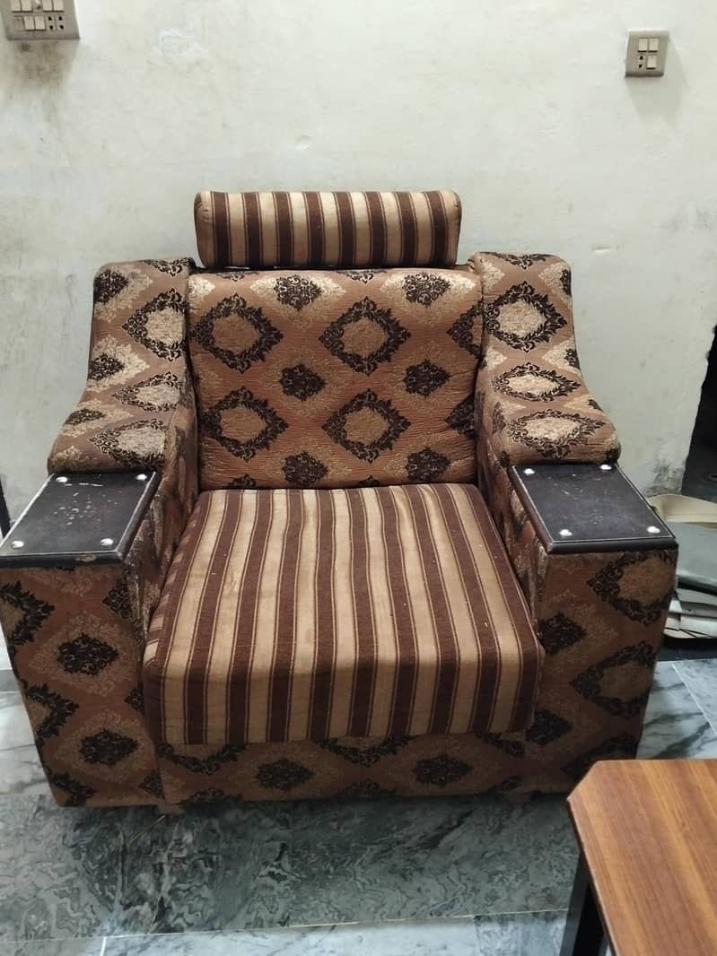 5 Seater Sofa Set 0