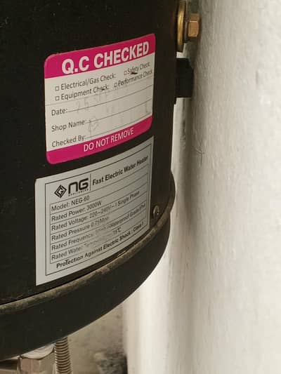 3500 watt electric gyser 2month use urgent sale
