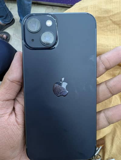 Apple iPhone 13