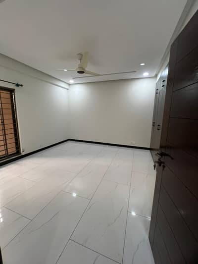 RESIDENTIAL FLAT FOR RENT