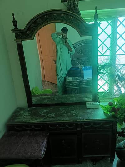 dressing Table and Iron Table with Cabnit space